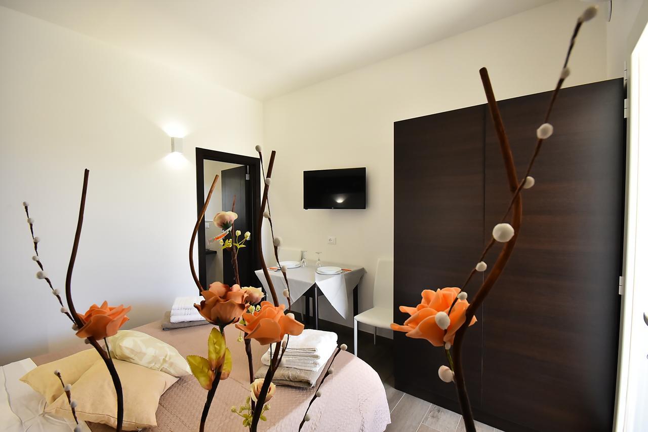Bed and Breakfast Borgo Fiorito Relais Parabita Zewnętrze zdjęcie